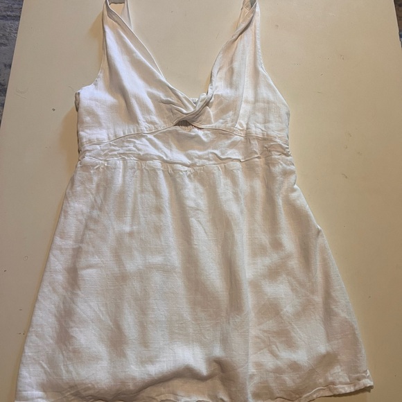 Francesca’s Miami white keyhole minidress - Picture 4 of 4